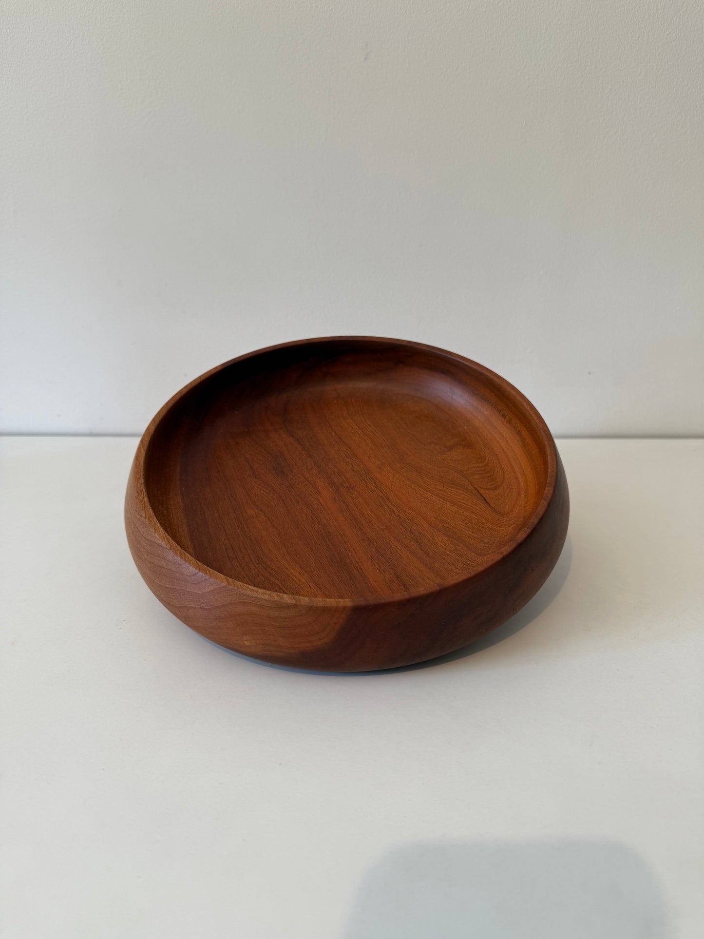 Walnut Salad/Fruit Bowl - Medium