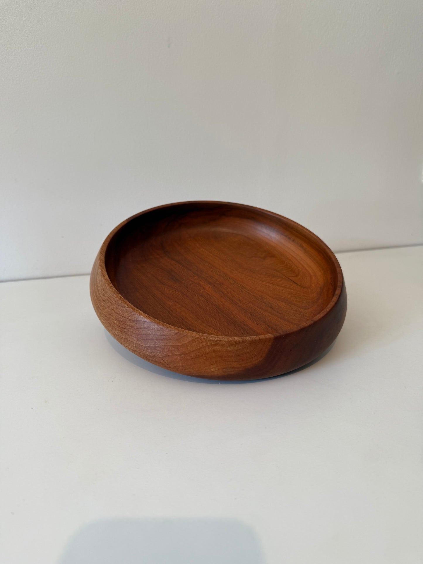 Walnut Salad/Fruit Bowl - Medium