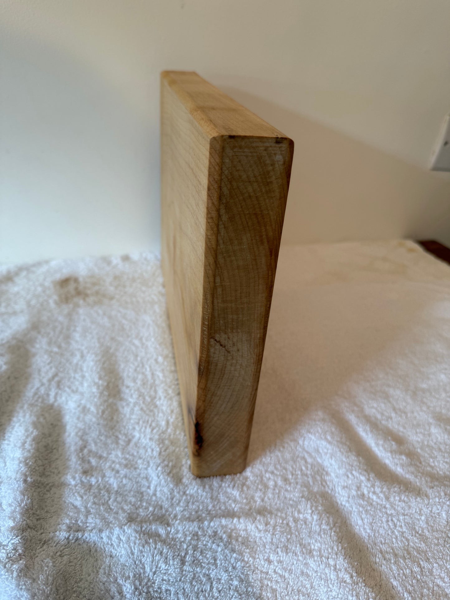 Field Maple Chopping Board - Medium